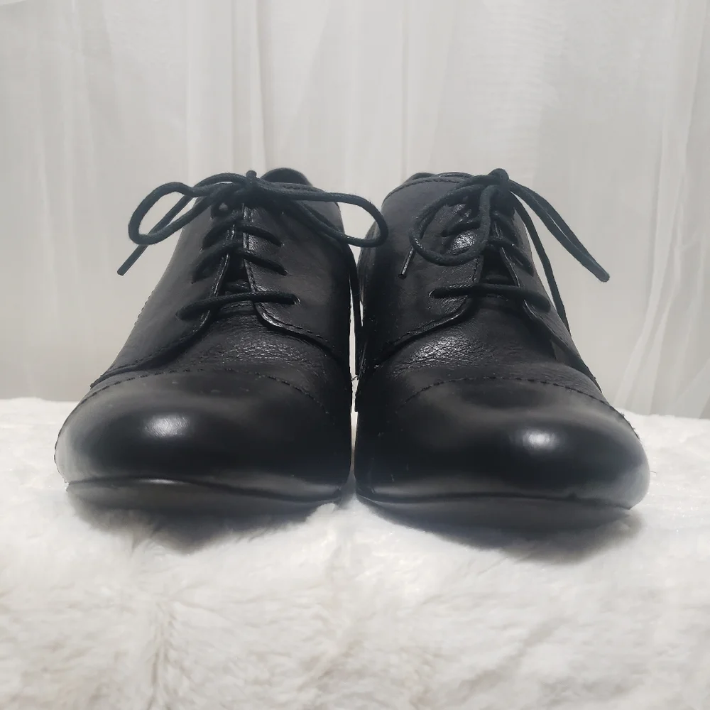 Fossil Black Leather Heeled Booties Sz 8 - Picture 7 of 16